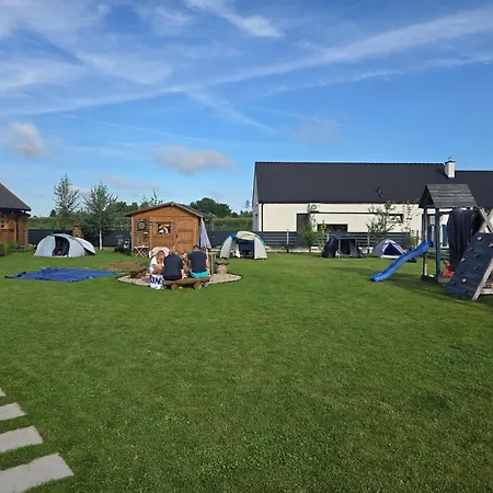 Pole Biwakowe U Marcina Lüks kamp alanı